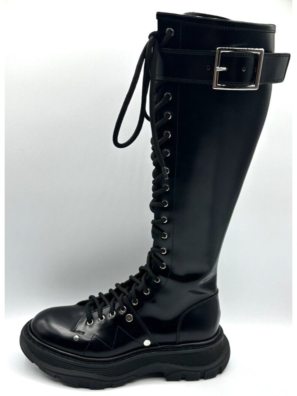 Alexander Mcqueen boots women 37 Tread Slick Knee-high Boot in Black/silver - Picture 6 of 14